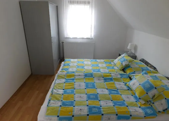 Akácfa Hortenzia Apartman *